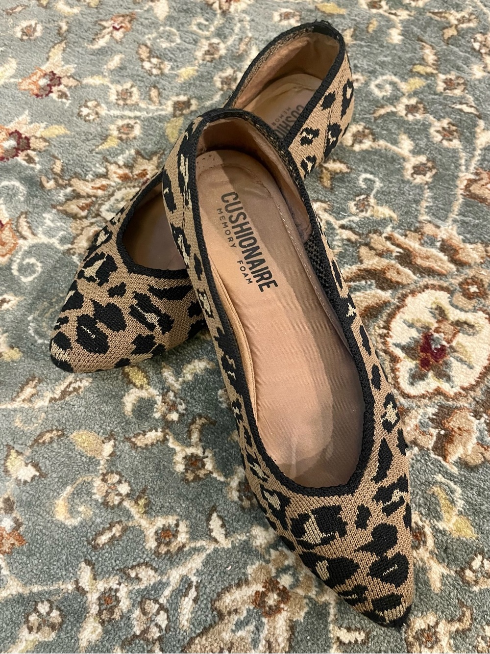 Leopard Print Pointed Toe Flats - Tan/Black Cushionaire Sz 7